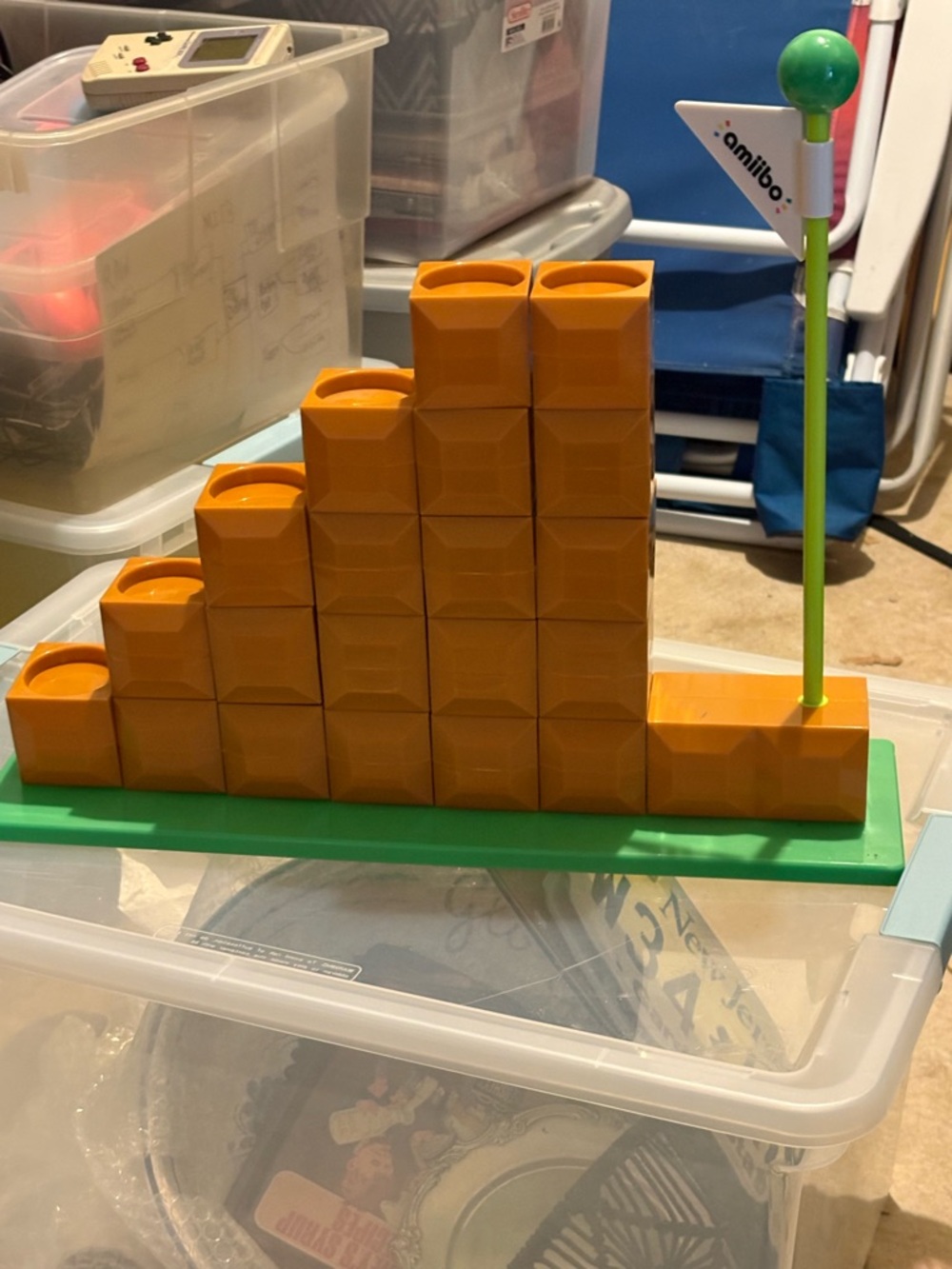 Super Mario Bros. Amibo holder